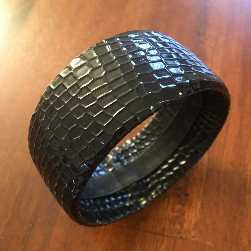 Black Cuff Bracelet - Alligator Skin Style